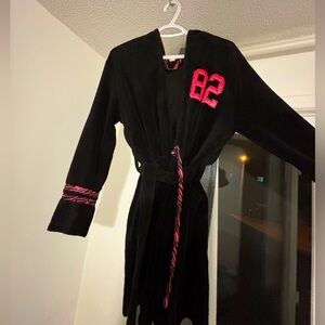 Ardene 82 Black Pink Leopard Striped Robe